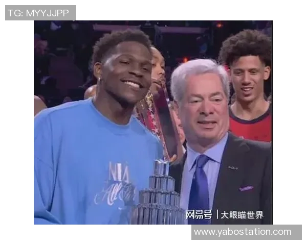 爱德华兹全场狂砍40分9篮板三分命中率高达43却遭遇失利拼尽全力仍难救主